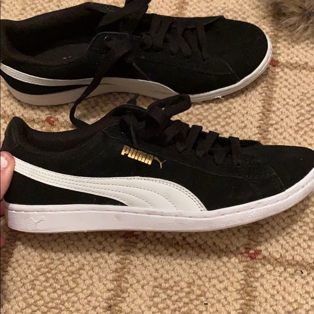 Puma Sneakers